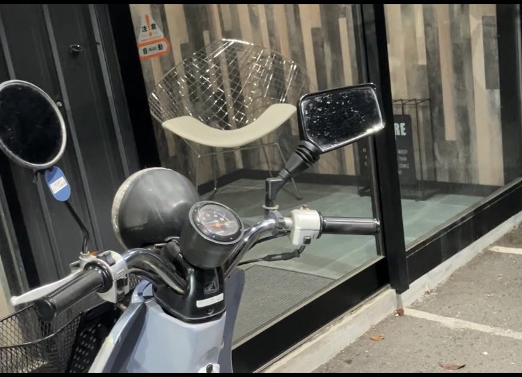 jigentoh's tweet photo. 成田祐輔のバイク見つけた https://t.co/K33MlFUTaj