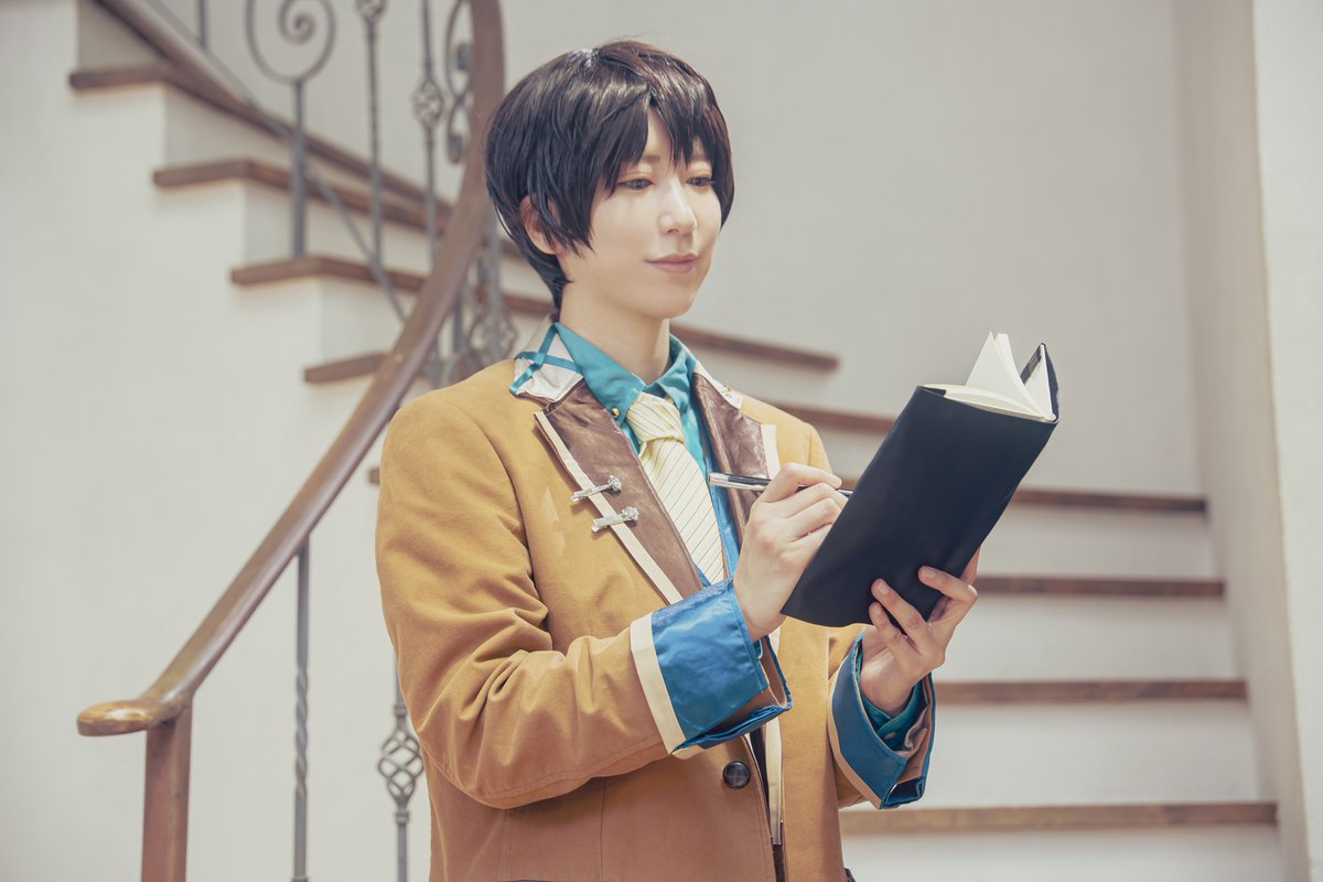 アズ tweet media