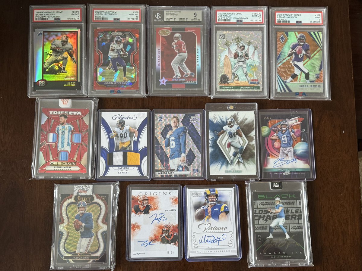 Ashton’s Cards tweet media
