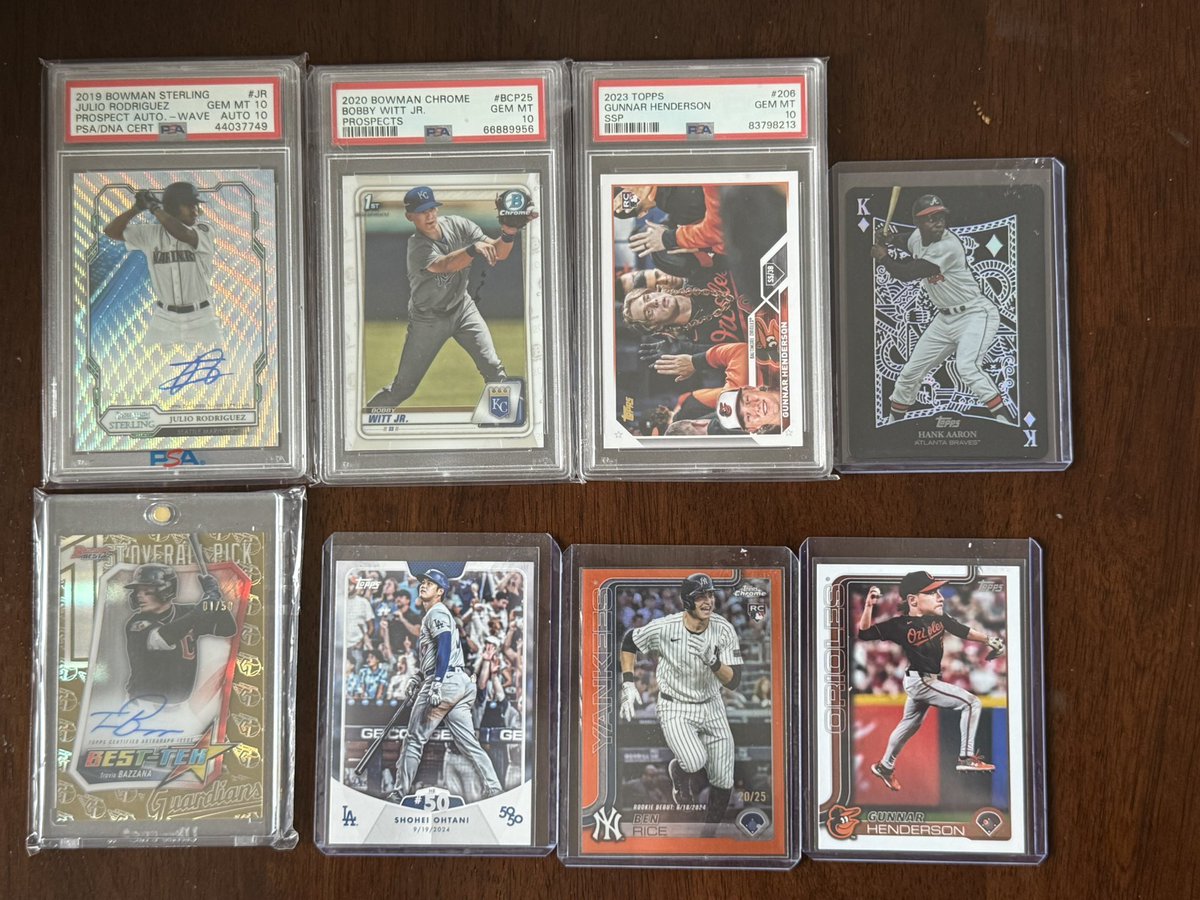 Ashton’s Cards tweet media
