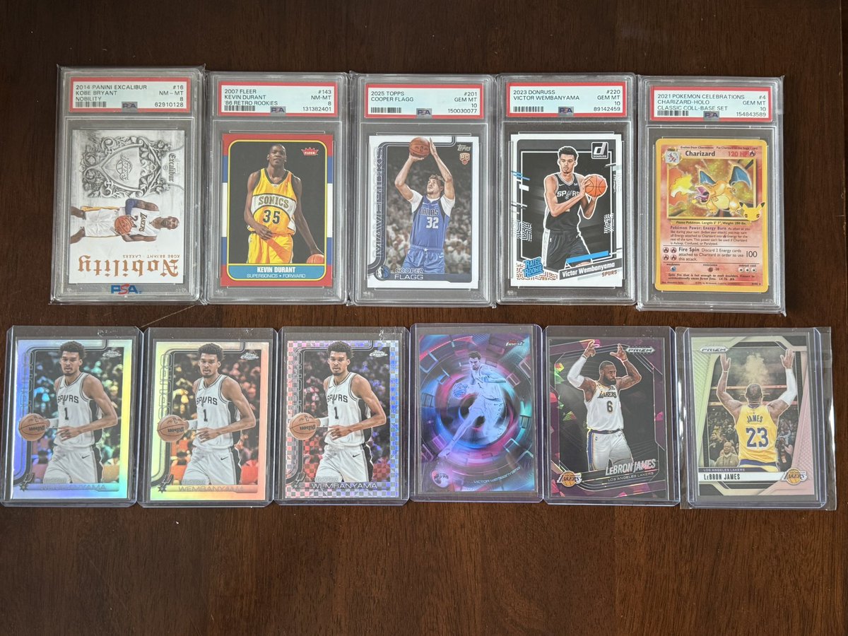 Ashton’s Cards tweet media