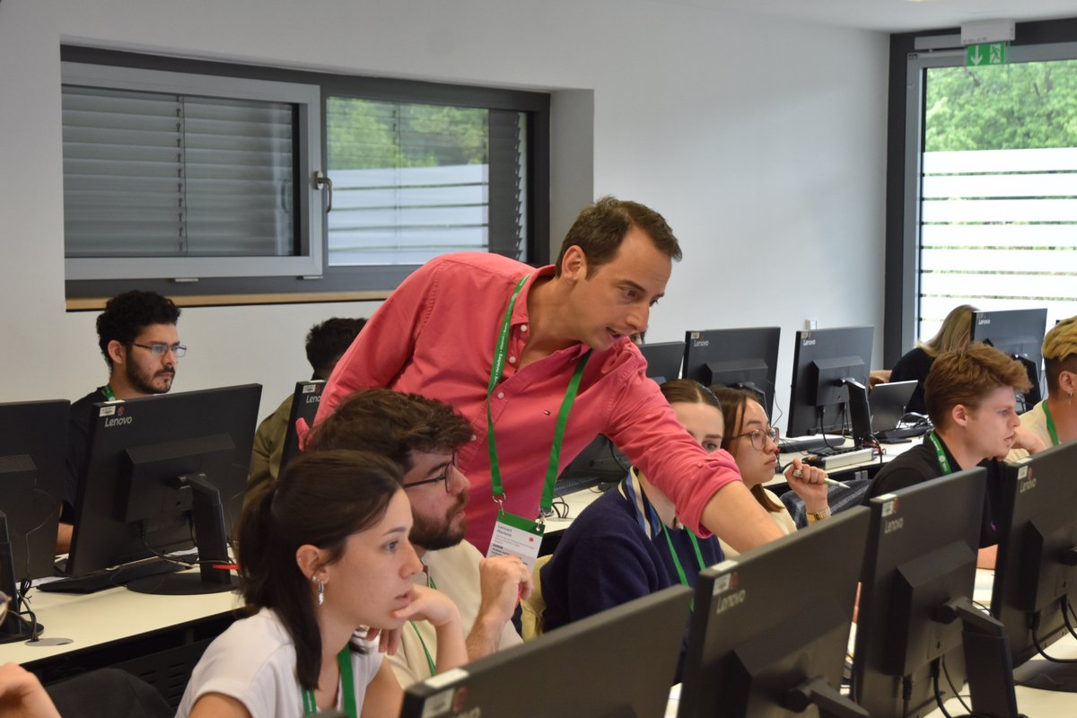 EMBL Events tweet media