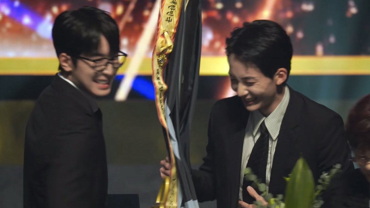doublee_takee's tweet photo. Day-51 #wonhan https://t.co/rKBX44Tv9a