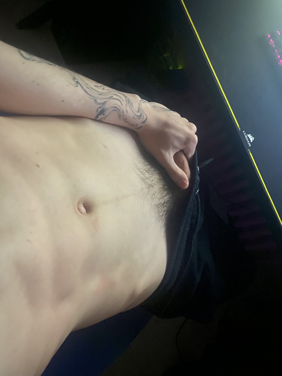 YouFoundMeSilly's tweet photo. Any skinny boy lovers around here ? #twink #skinny https://t.co/EFoL1SSu65