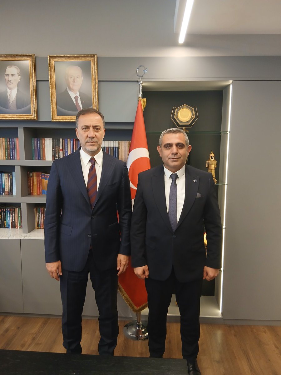 Mustafaglsrn's tweet photo. İl Başkanımız Sayın @BBvolkanyilmaz 'ı Makamında Ziyaret Ettim,Sohbetinden Ziyadesiyle Haz Aldım.Göstermiş olduğu İlgiden Dolayı Teşekkür Ederim..! https://t.co/zLzLCXhy9W