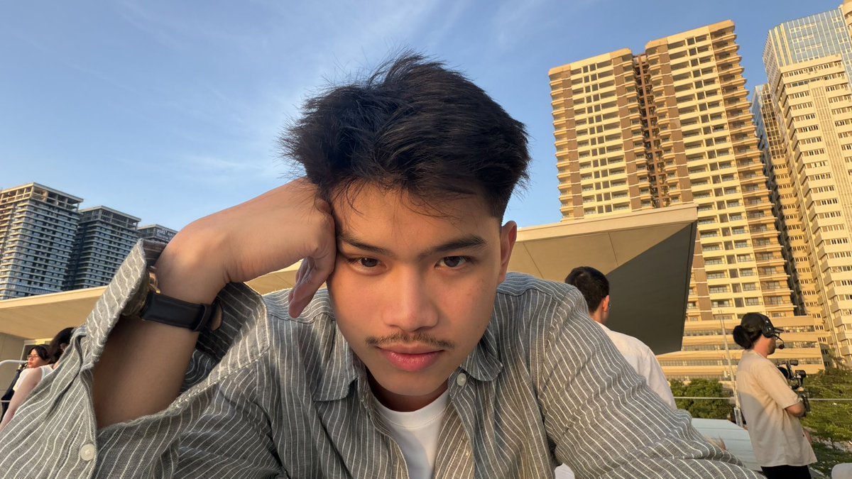 chixyatco's tweet photo. I couldn't stop liking you because if I do, my care would also be gone too rr https://t.co/Fb4zuZgodO