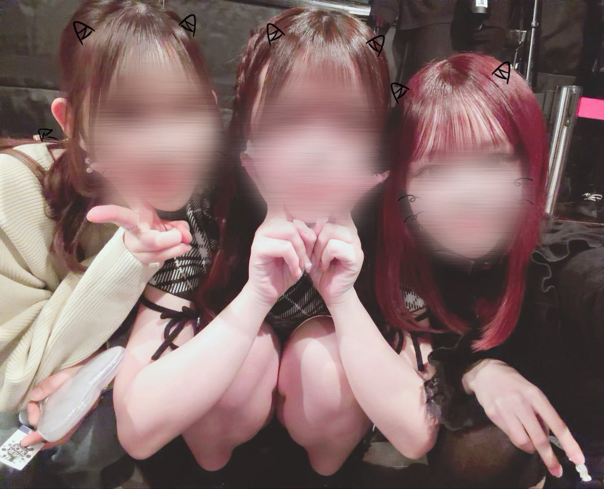 みお tweet media