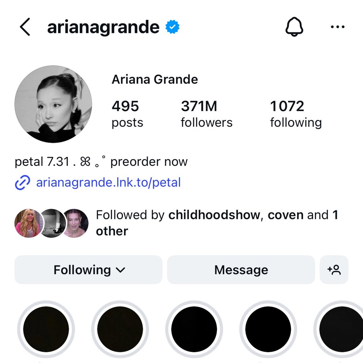 ARIANA DELETED ALL HER STORIES. GET READY FOR AN ANNOUNCEMENT.