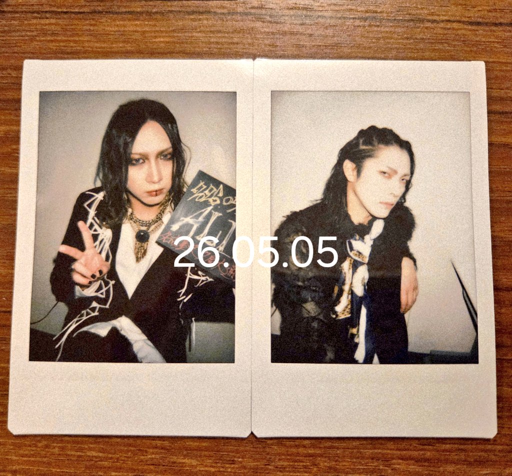 ☺︎ tweet media
