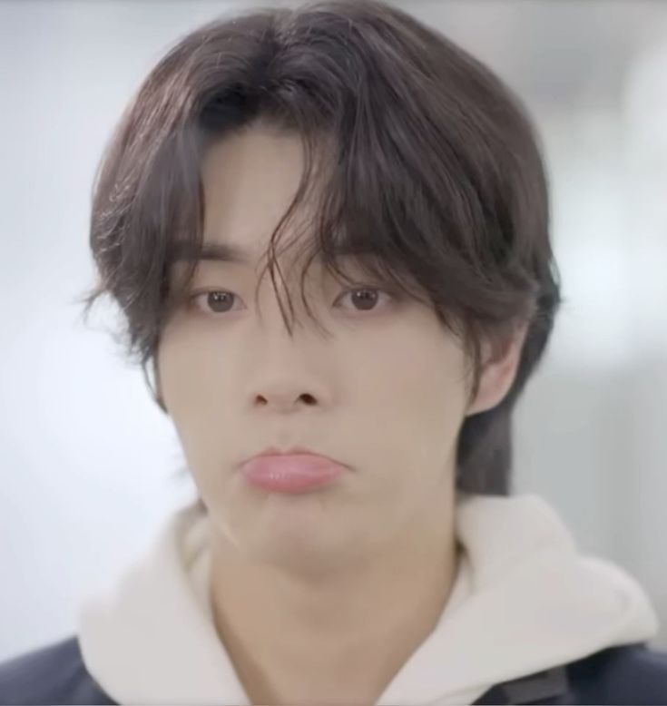 heejcke's tweet photo. jake has been a pro at doing the pouty face since he was a kid 😭 this is years of experience https://t.co/17b9Y2HO7Q