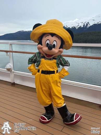 Disney Magic Mike tweet media