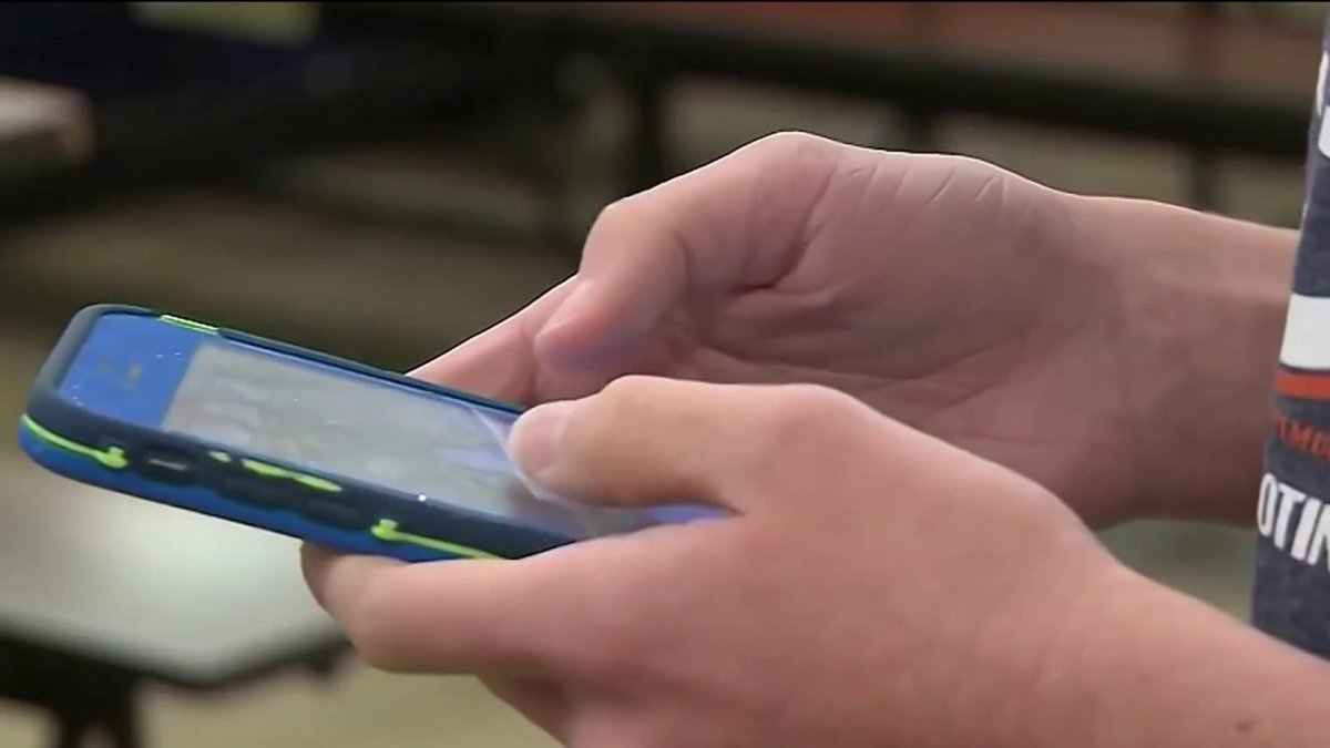 Jessica_L_Hunt's tweet image. New Virginia law to limit social media screen time for kids dlvr.it/TSNWjL #post @nbcwashington
