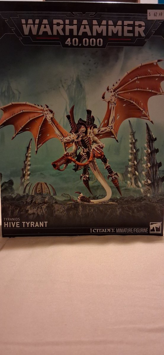 SuperUltraPixel's tweet photo. Had my eye on this model for a year #warhammer40k https://t.co/JMjnEozP37