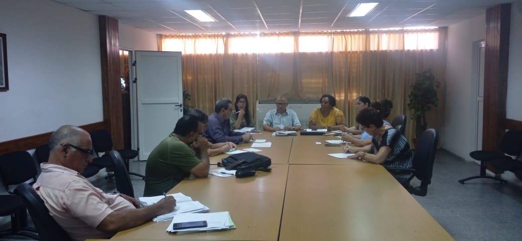 Se realiza en la #UCMPinar Comisión de Cuadro con la presencia de Rachel Alvarez González, miembro del Buró Provincial del PCC y Marelys Valdés Arias, funcionaria del Comité Provincial del PCC.
#UCMPinarPorLaExcelencia
#PinarDelRío