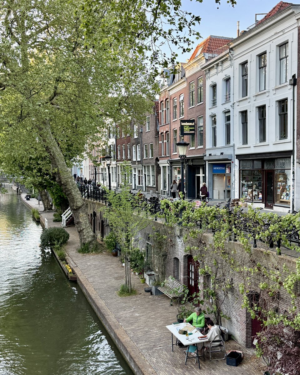 Just back from a week exploring some beautiful cities across the Netherlands and Germany. 

The highlight was Utrecht, a utopian urban planner’s dream! Especially liked their two-layered canals.