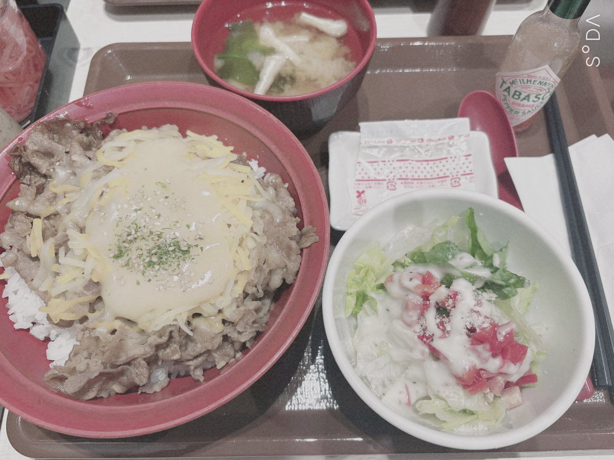 すーちゃ tweet media