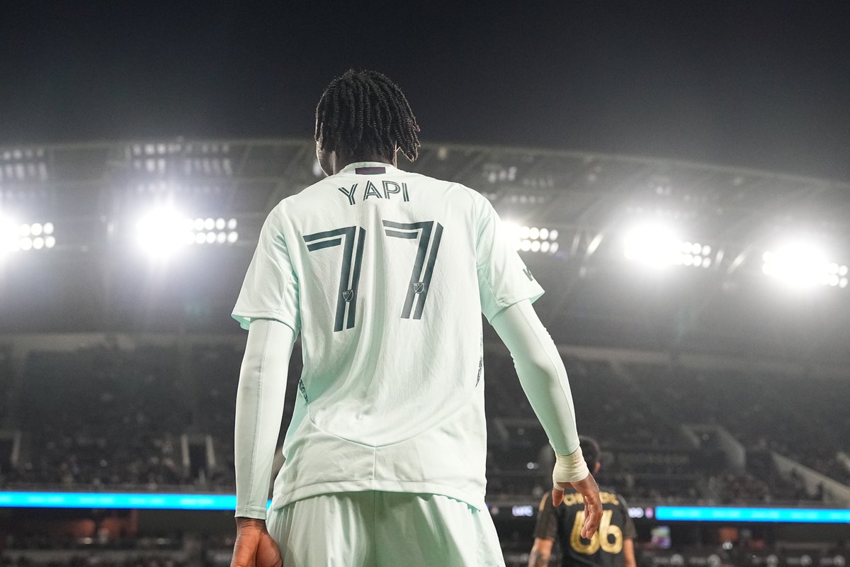 joeclowery's tweet photo. 🇺🇸 Sources: Colorado Rapids’ breakout attacker Darren Yapi has signed a U22 Initiative deal with the club.

Yapi, 21, has 10 goals in MLS in the last year and is a USYNT regular. Plays as a striker + winger.

A deserved new deal for Yapi, one that shows the Rapids’ faith in him. https://t.co/Iy7YXIlhxN