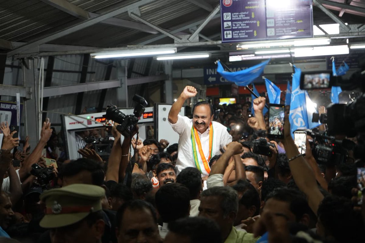 V D Satheesan tweet media