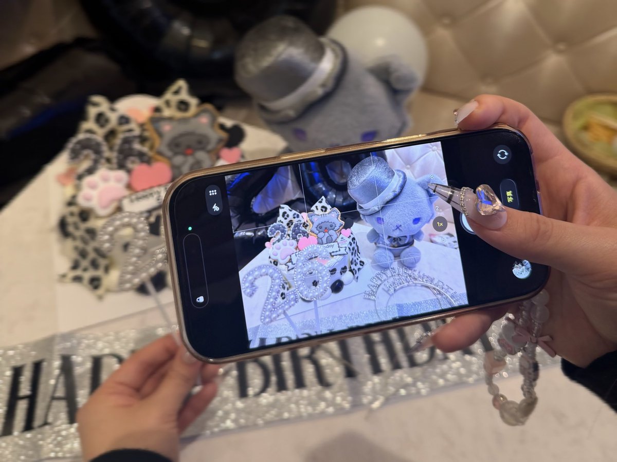ⁱ³♥ tweet media