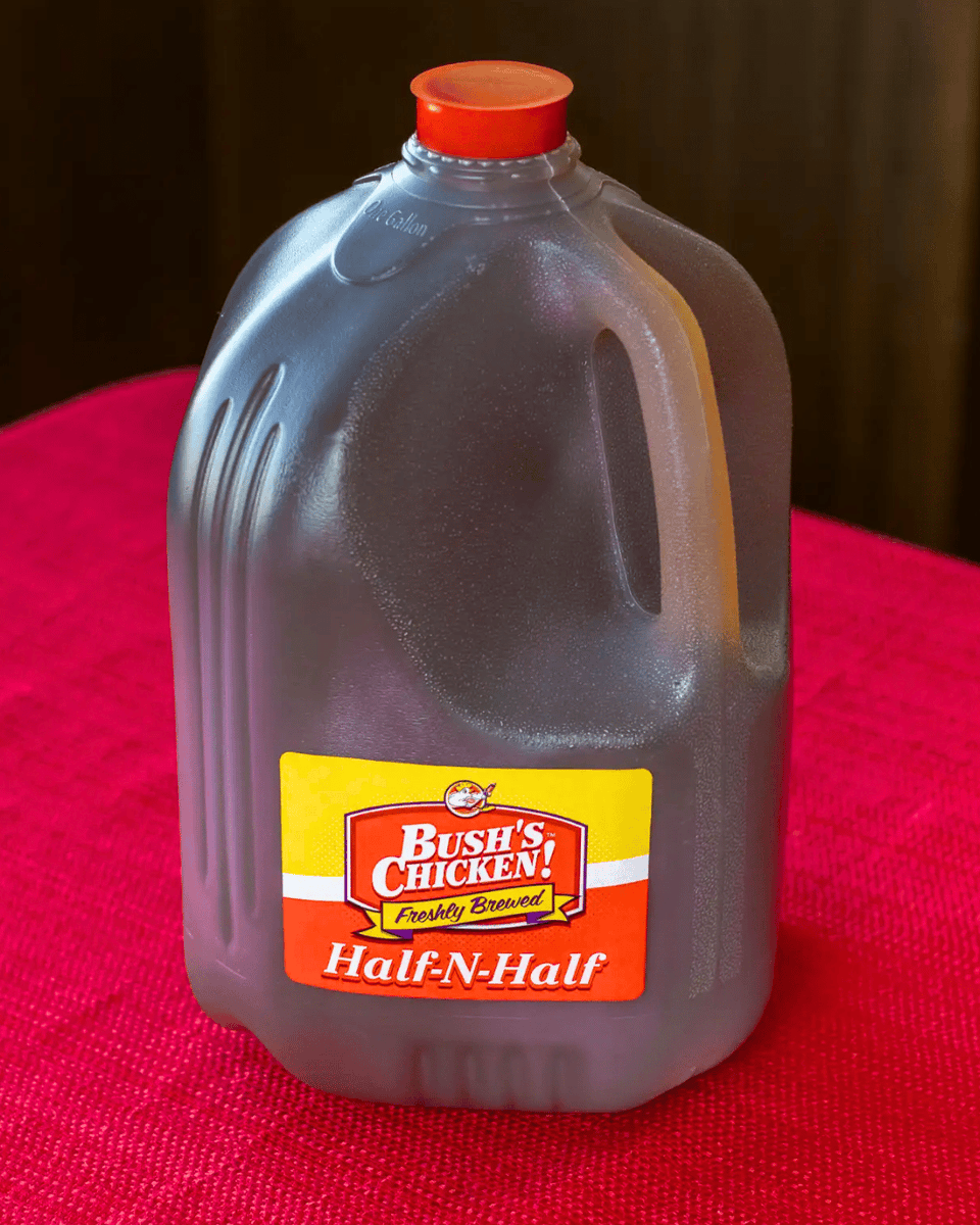 BushsChickenATX's tweet photo. Happy Tuesday! Stop by for a refreshing sip of our Famous Iced Tea at a special price.

Pair it with a 2 Piece Chicken Meal.

#BushsChicken #AustinTX #IcedTea #TexasTea #FriedChicken #AustinEats https://t.co/w5Gz4jrPnL