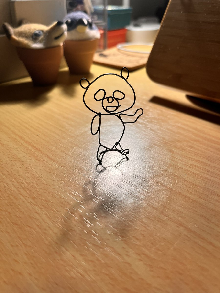勝手にくまごろうみを感じて思わず購入したワイヤーアート