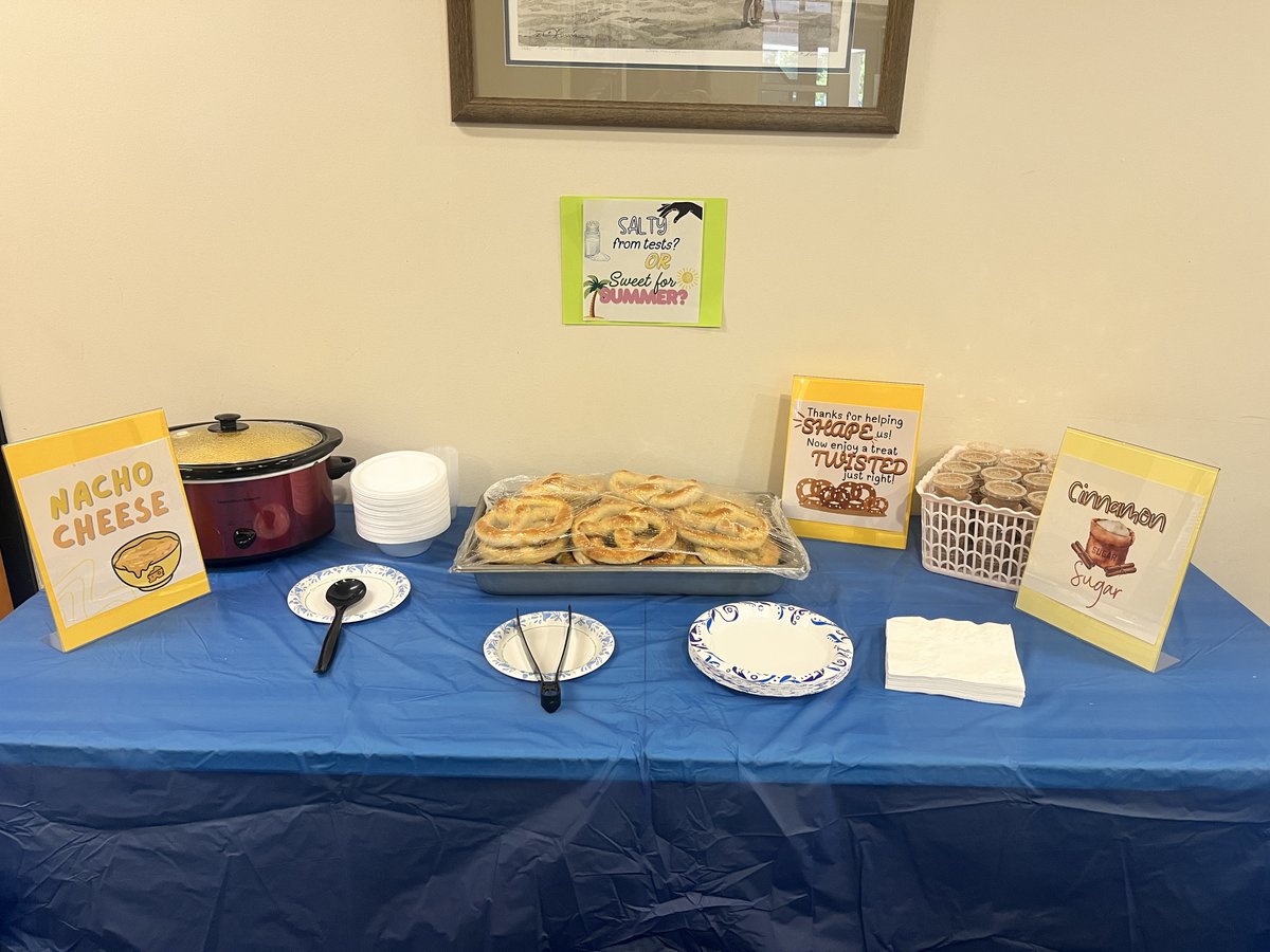 BookmanRoad's tweet photo. What a yummy treat to kick off our Tuesday during Teacher and Staff Appreciation Week!  Thank you so much to our admin and Seaside Cafe crew for the delicious pretzels! 🥨@richlandtwo https://t.co/byUBg0qm2D