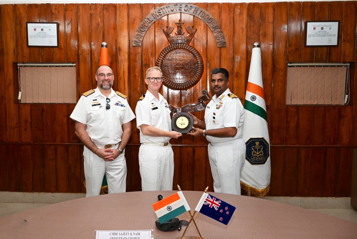 IN_NIH_GOA's tweet photo. #KnowledgeBegetsPrecision #ज्ञानेनपरिशुद्ध्यते 🌍🗺️🌊
🇮🇳🤝🇳🇿
Royal New Zealand Navy #RNZN delegation led by Cmde Andrew Dowling DA #RNZN, visited @IN_NIH_Goa from 04-05 May 26. The delegation was provided an overview of #IndianNavy's professional training outlook including a tour of training facilities showcasing modern hydrographic equipment, software suites, and training infrastructure. Key discussions focused on avenues for cooperation, training partnerships and collaborative growth b/n the two Navies to initiate and reinforce shared commitment to enhance best practices, technical collaboration and capacity building in the field of Hydrography between the two nations.
#StrengtheningBilateralTies
#PreferredTrainingPartner
@indiannavy
@IndiannavyMedia
@IN_HQSNC