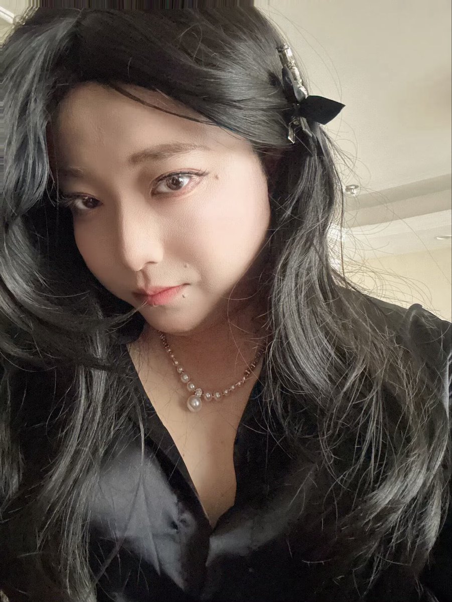 cddengdeng's tweet photo. #我的变装日记

黑色好看还是紫色好看？
来自@SweetFlavor0720 的妆造。

#029 #cd #同好姐妹 https://t.co/T0Sfp1OjnV