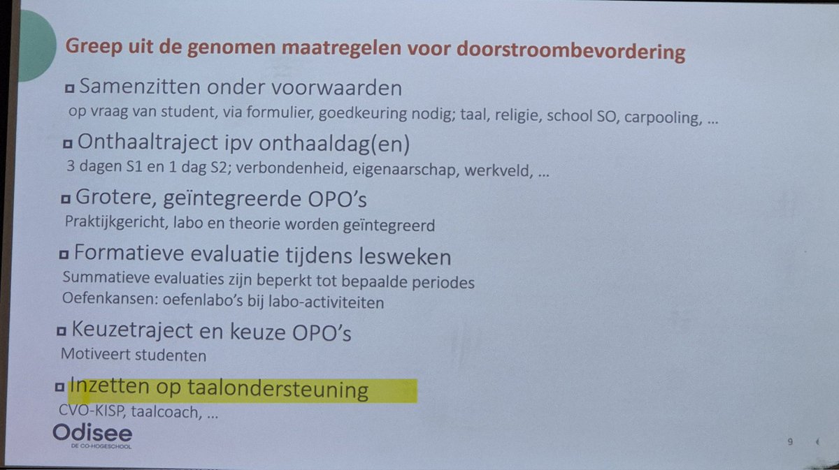 AnDeMoor's tweet photo. Op de Cocreatiedag voor leidinggevenden @Odisee hogeschool op 4 mei was de boodschap duidelijk tijdens meer dan 1 sessie: de significante correlatie tussen taalvaardigheid&amp;studiesucces, bv. in de opleiding Biomed.labotechnologie en @ZAVO in Zaventem.
https://t.co/vpNrWdA3cH https://t.co/sva04PKyNN