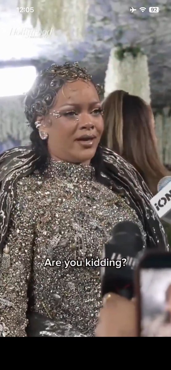 queen b tweet media