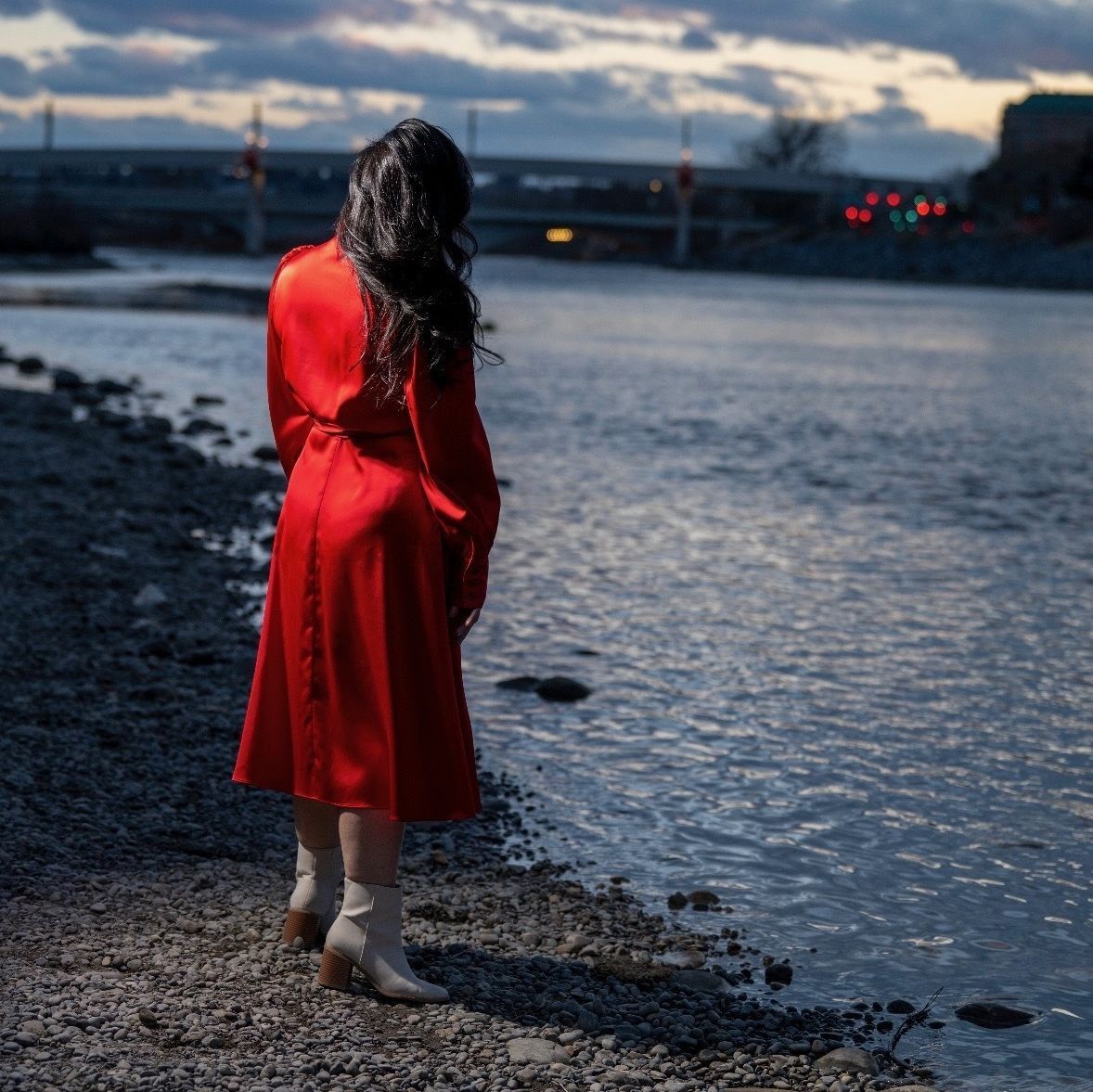 ThePathForward_'s tweet photo. Today, we honour Red Dress Day. As an Indigenous women-owned business, this day means a great deal. We remember Missing and Murdered Indigenous Women, Girls, and Two-Spirit people each red dress a symbol of loss, resilience, and voices never to be forgotten. #RedDressDay #MMIWG2S https://t.co/1lKyjueqw7