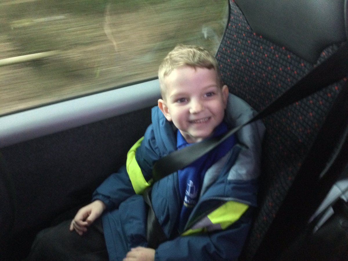 WhitegateRowan1's tweet photo. Annnnnnd we’re off on the greatest adventure! We’ll take lots of photos and post them at the end of the day 🚌🐻🐷@SchoolWhitegate https://t.co/CkRrpCgN4N