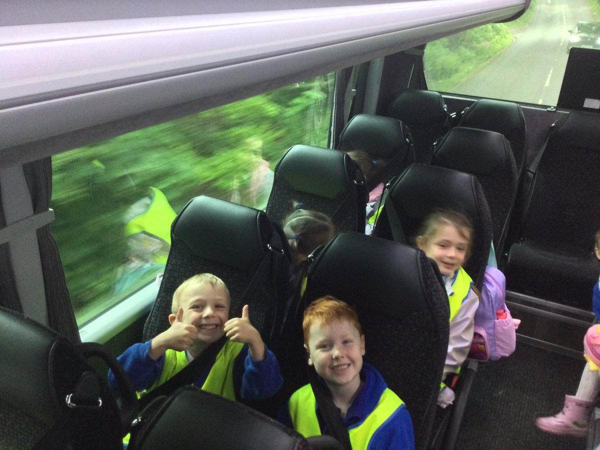 WhitegateRowan1's tweet photo. Annnnnnd we’re off on the greatest adventure! We’ll take lots of photos and post them at the end of the day 🚌🐻🐷@SchoolWhitegate https://t.co/CkRrpCgN4N