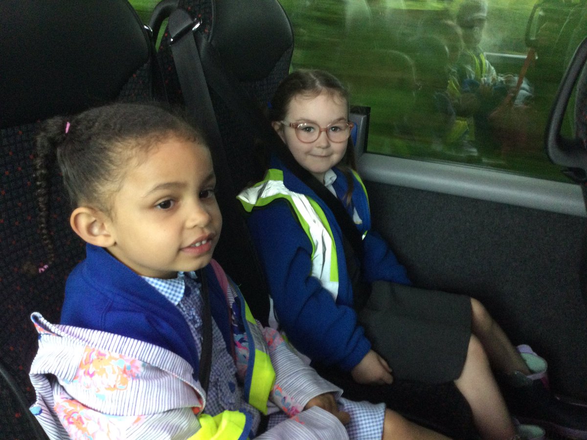 WhitegateRowan1's tweet photo. Annnnnnd we’re off on the greatest adventure! We’ll take lots of photos and post them at the end of the day 🚌🐻🐷@SchoolWhitegate https://t.co/CkRrpCgN4N