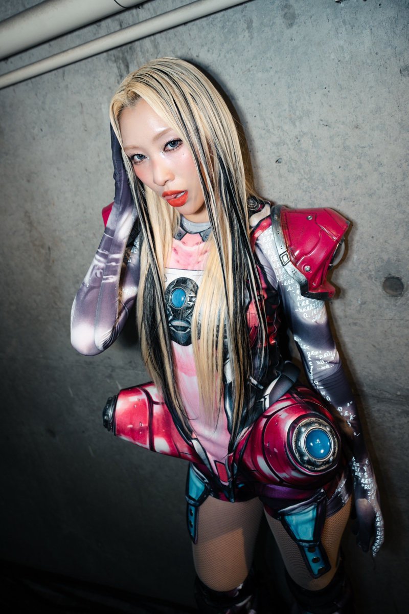 MorganCygnus's tweet photo. Cybersuit ON/OFF 🔥❤️⚡️🦸♀️
My superhero Maya edit 💖💗
#MAYA #XG #SuperMaya https://t.co/7RzFldHdbJ