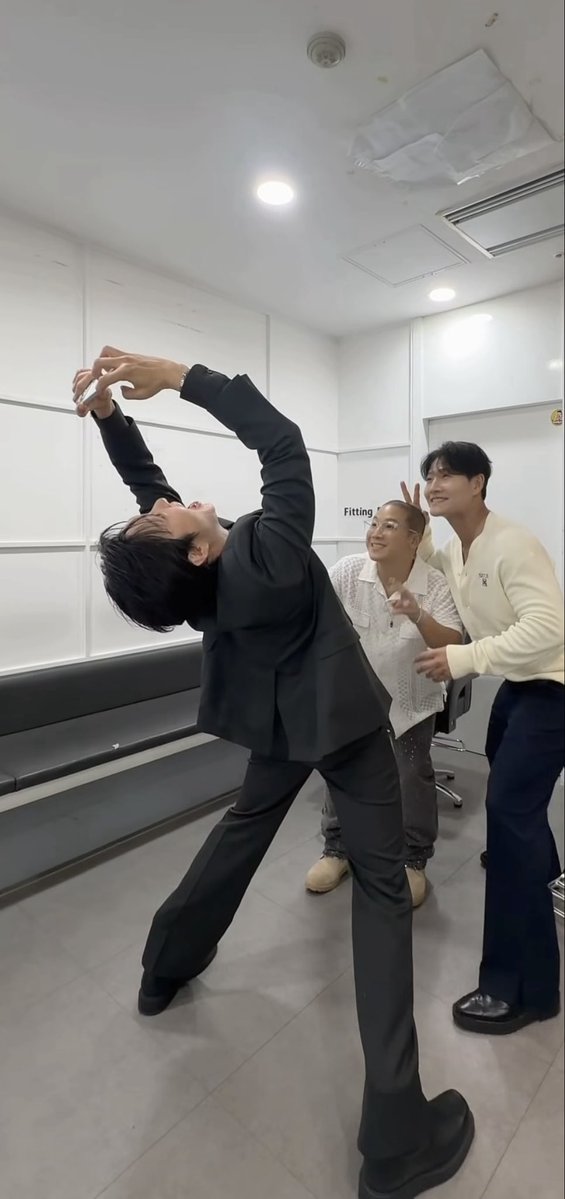 섭시마로(·ᴗ·) tweet media
