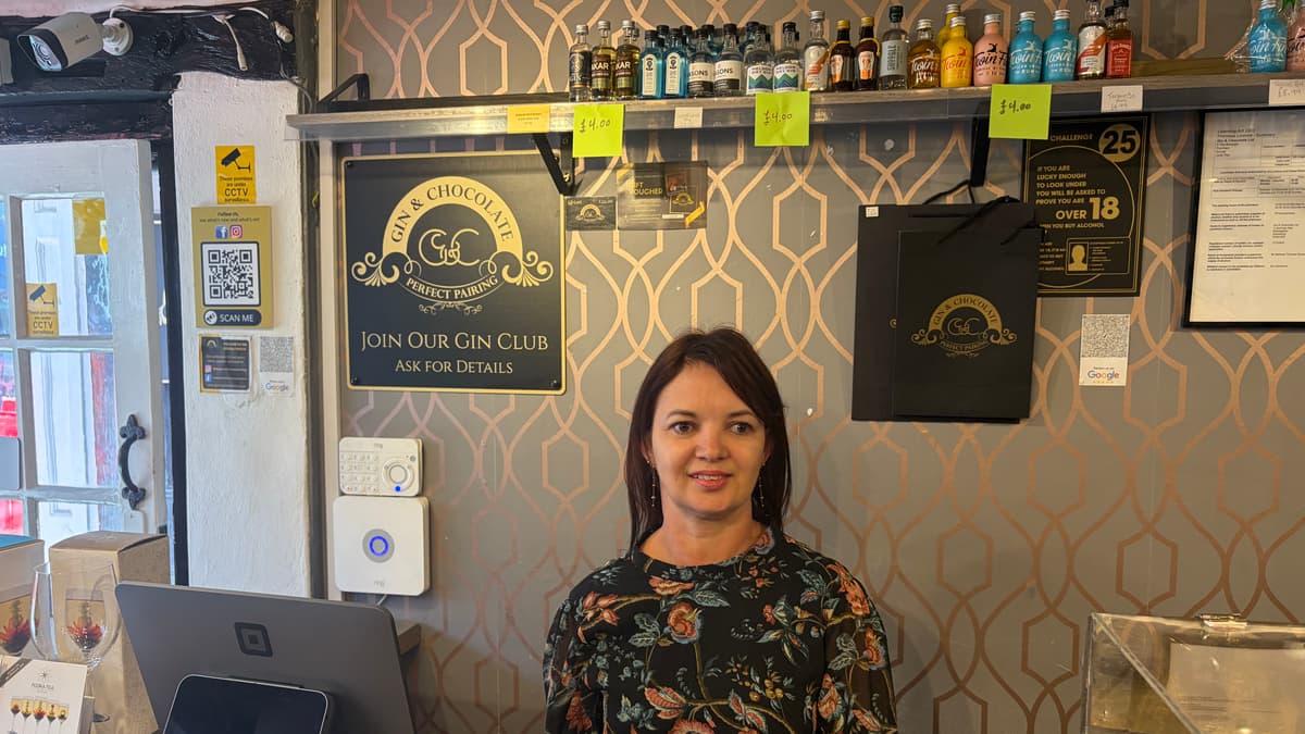 farnhamherald's tweet image. Farnham town centre gin shop to close: farnhamherald.com/news/gin-and-c…
#farnham #retail #gin #surrey
#chocolate