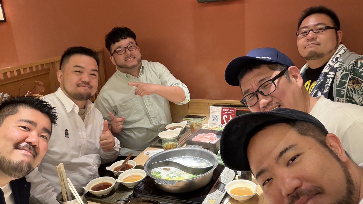 たろー©Azat! tweet media