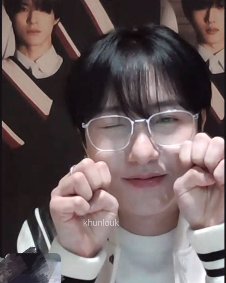 멩..🥨 tweet media