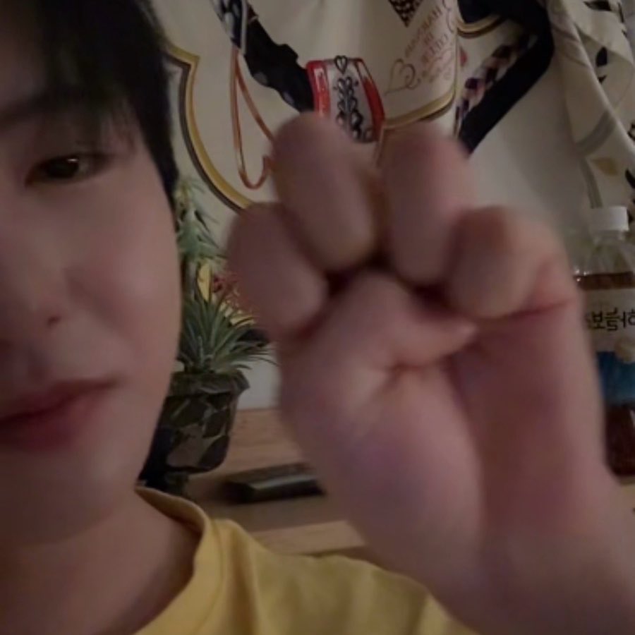 멩..🥨 tweet media