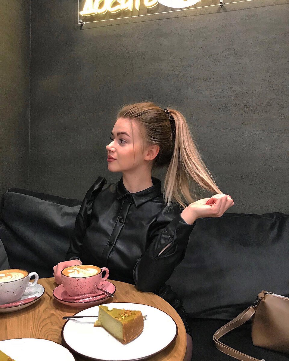 🔸Janet- tweet media