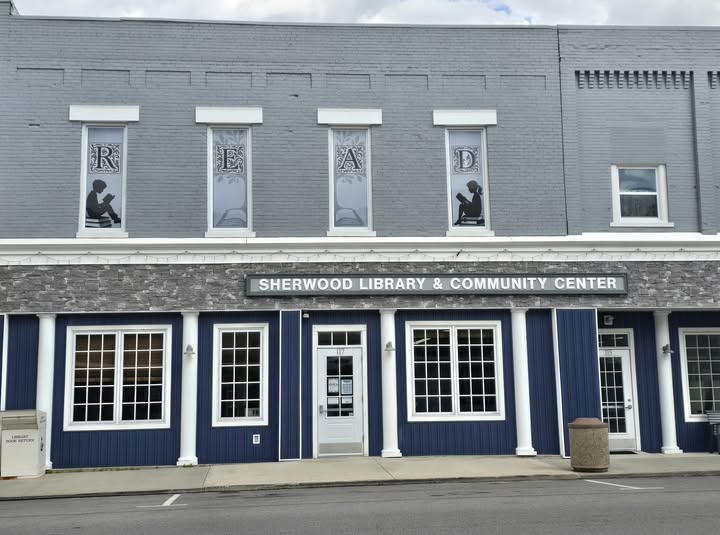dplslibraries's tweet image. Look up, Sherwood! 

The windows above SBL got a stylish makeover recently thanks to the Village of Sherwood. Visit the #library and let's #READ together!