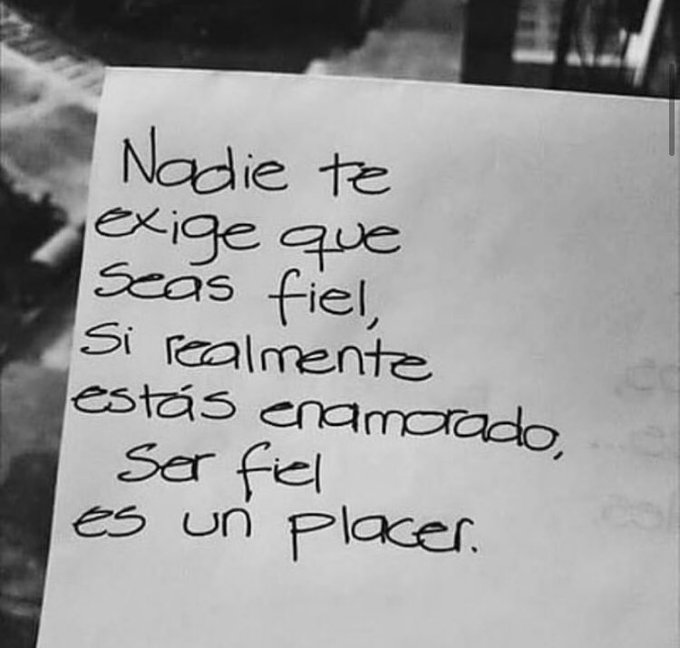 HOMBRES tweet media