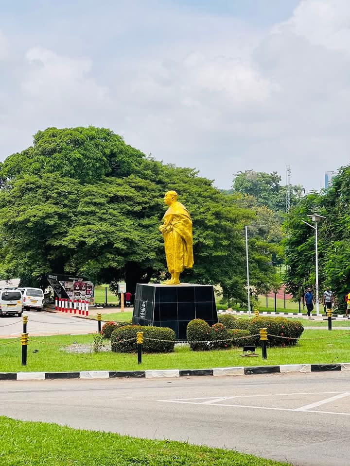 JudahEssel's tweet photo. Dear KNUST student,
Hope has come. The revolution is here🔥✨ https://t.co/RpDJM7e1Ok