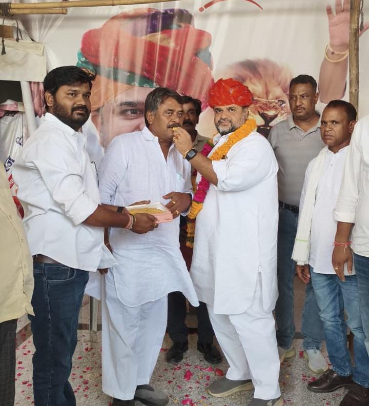 Dheeraj Gurjar tweet media