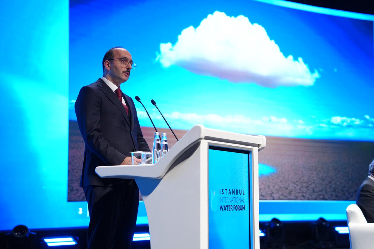 mehmetakifbalta's tweet photo. 20’ye yakın uluslararası kuruluşun ve 72 ülkeden katılımcının iştirakiyle Lütfi Kırdar Uluslararası Kongre ve Sergi Sarayı’nda başlayan 5. İstanbul Uluslararası Su Forumu'nun ilk günü ‘Su Verimliliğinin Sağlanması: Su Yönetiminde Yenilikçi Teknoloji Odaklı Yaklaşımlar ve Dijital Çözümler’ başlıklı panelin açılışında hitapta bulunduk. Bu değerli buluşmanın verimli geçmesini, alınacak kararların ülkemiz ve dünyamız için hayırlara vesile olmasını temenni ediyorum.

''Su güvenliği , gıda güvenliğinin teminatıdır.''

📍 5. İstanbul Uluslararası Su Forumu