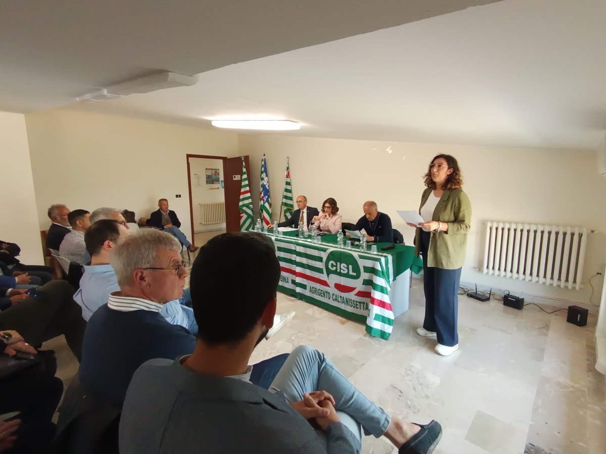 CislAgclen's tweet photo. Alla Cisl il confronto con i candidati sindaco della città di Enna.

Invitati i tre candidati sindaco: presenti Ezio De Rose e Filippo Fiammetta.

All’iniziativa partecipa il quadro dirigente della Cisl.

@CislSicilia https://t.co/6estGwDcX6