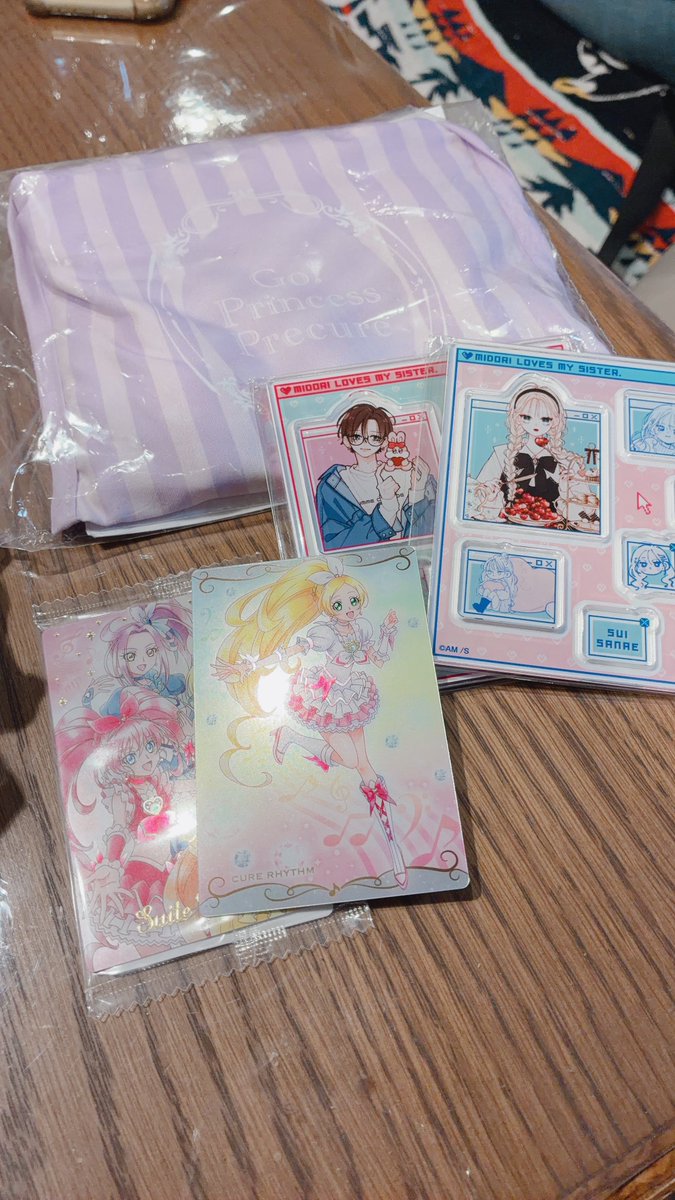 ui__0421's tweet photo. 今日は大阪に行ってました✨️
お姉ちゃんの翠くんのポップアップストアに行ったり、プリティストア行ったり… 

ポップアップストア、めっちゃ可愛くて行けて良かったです！

 #お姉ちゃんの翠くん
 #目黒あむ先生
 #プリキュア https://t.co/JlKcRm3Im6