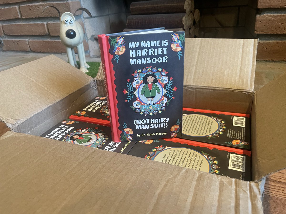 askdrwoodchuck's tweet image. Guess what arrived?! 🥳

@LEEandLOW 💛🙏

#mglit #author #ownvoices