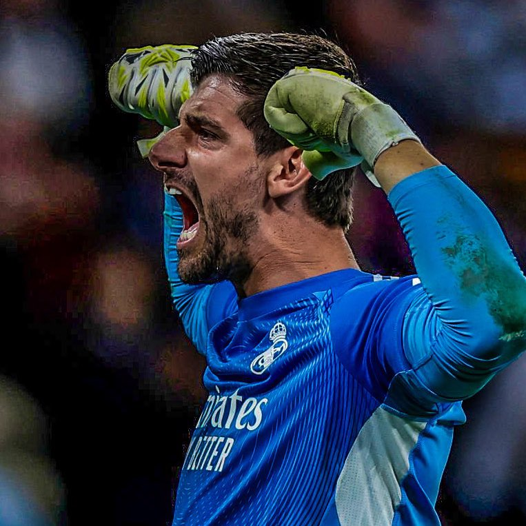 Madrid fire ⚪ tweet media